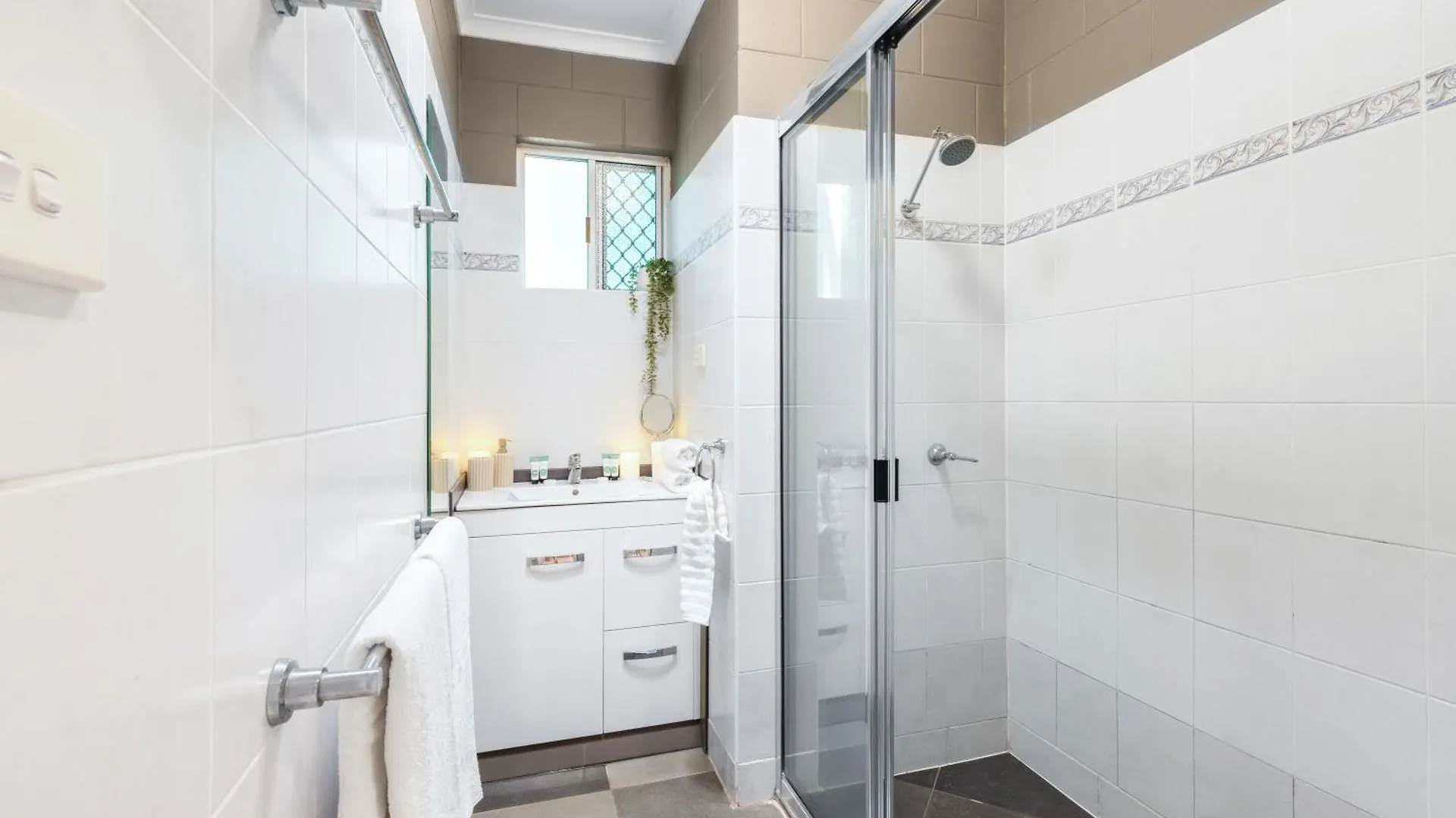 Trinity Oasis Luxury Home Trinity Beach Holiday home