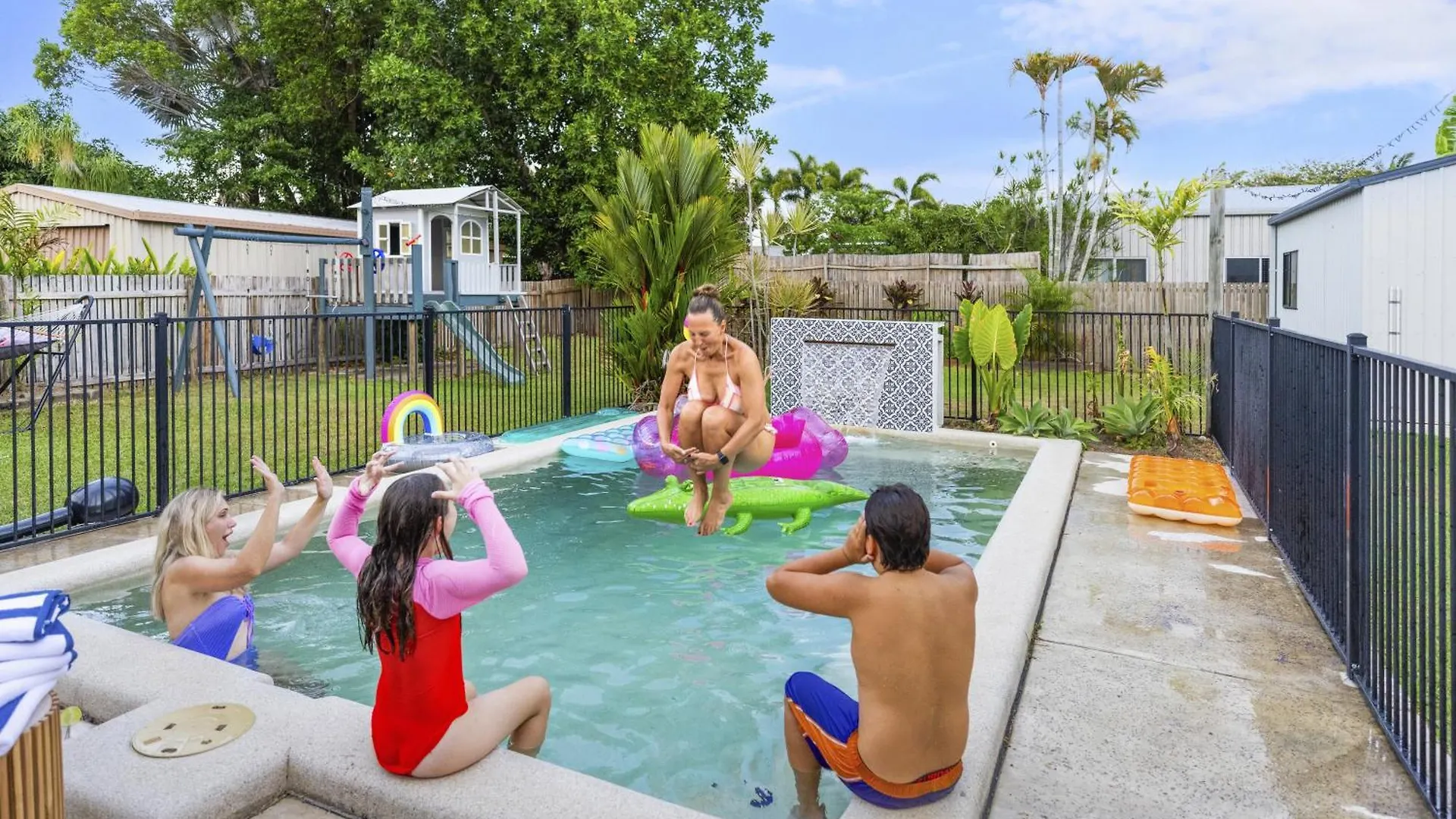 Trinity Oasis Luxury Home Trinity Beach 0*,  Australia